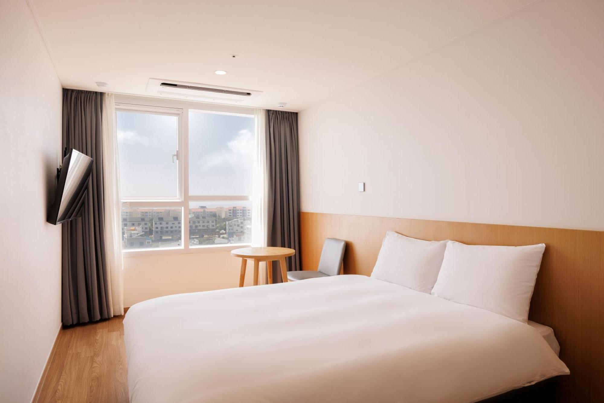 Kenny Stay Jeju Mosulpo Согвипхо Экстерьер фото